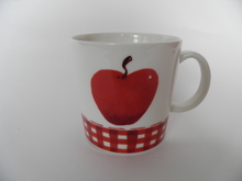 Apple Mug Minna Immonen SOLD OUT