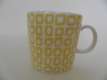 Square yellow Mug Arabia 