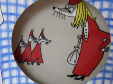 Moomin Plate Fillyjonk two-sided Arabia