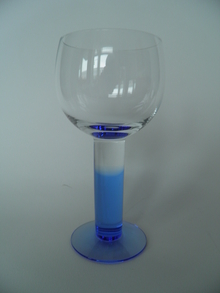 Mondo White wine glass blue Iittala