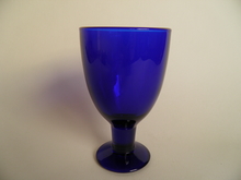 Verna Wine glass cobolt Iittala 