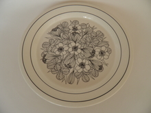 Krokus Black-White Dinner Plate 19,8 cm SOLD OUT