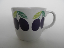 Pomona Plum Mug Arabia SOLD OUT