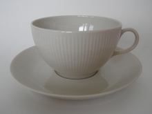 Sointu Tea Cup and Saucer beige Arabia SOLD OUT