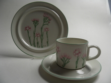 Antennaria dioeca Coffee Cup And 2 Plates Arabia 