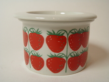 Pomona Jar Strawberry small Arabia SOLD OUT