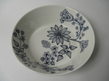 Runo Serving Bowl Arabia SOLD OUT