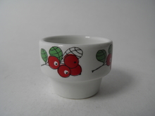 Egg Cup Lingonberry Esteri Tomula SOLD OUT