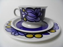 Nuppu Tea Cup and 2 Plates Arabia SOLD OUT