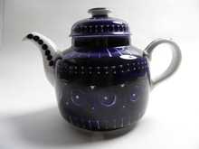 Valencia Teapot Arabia SOLD OUT