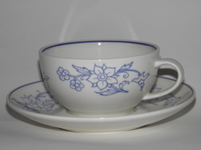 Sininen Keittiö Tea Cup and Saucer