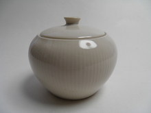 Sointu Sugar Bowl beige Kaj Franck