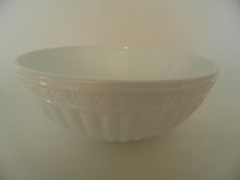 Kara small Bowl milk glass