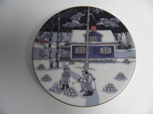 Christmas Wall Plate 1994 small Arabia 