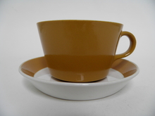 Aprikoosi Tea Cup and Saucer SOLD OUT