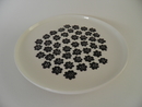 Puketti Plate 20 cm Black Flowers Marimekko