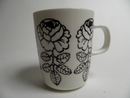 Vihkiruusu Mug black-white Marimekko